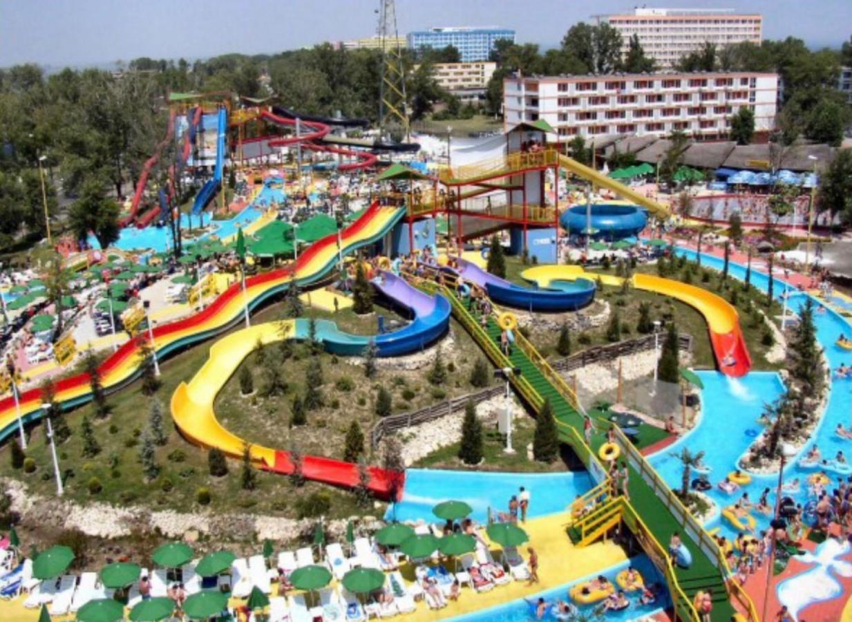 Grand Mamaia Lake Apartments Constanţa Buitenkant foto