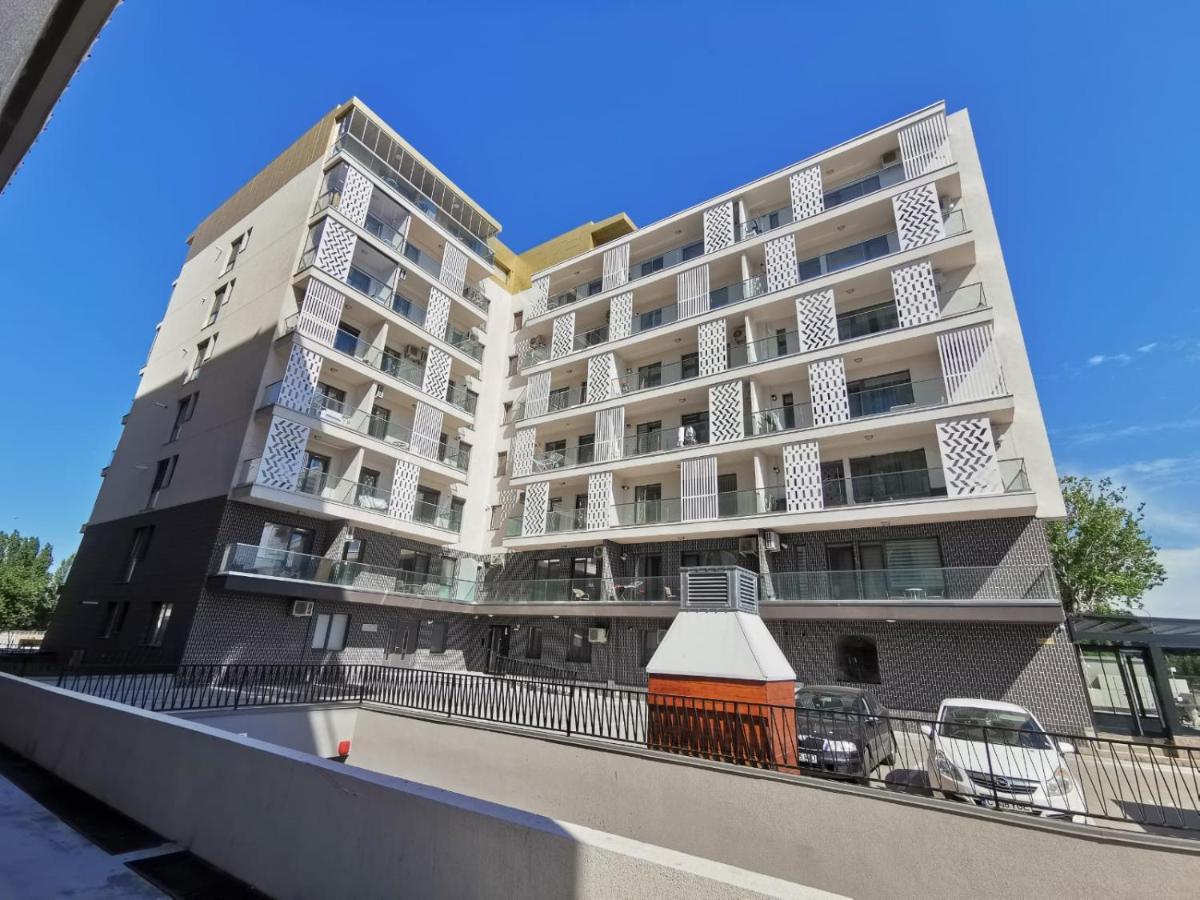 Grand Mamaia Lake Apartments Constanţa Buitenkant foto