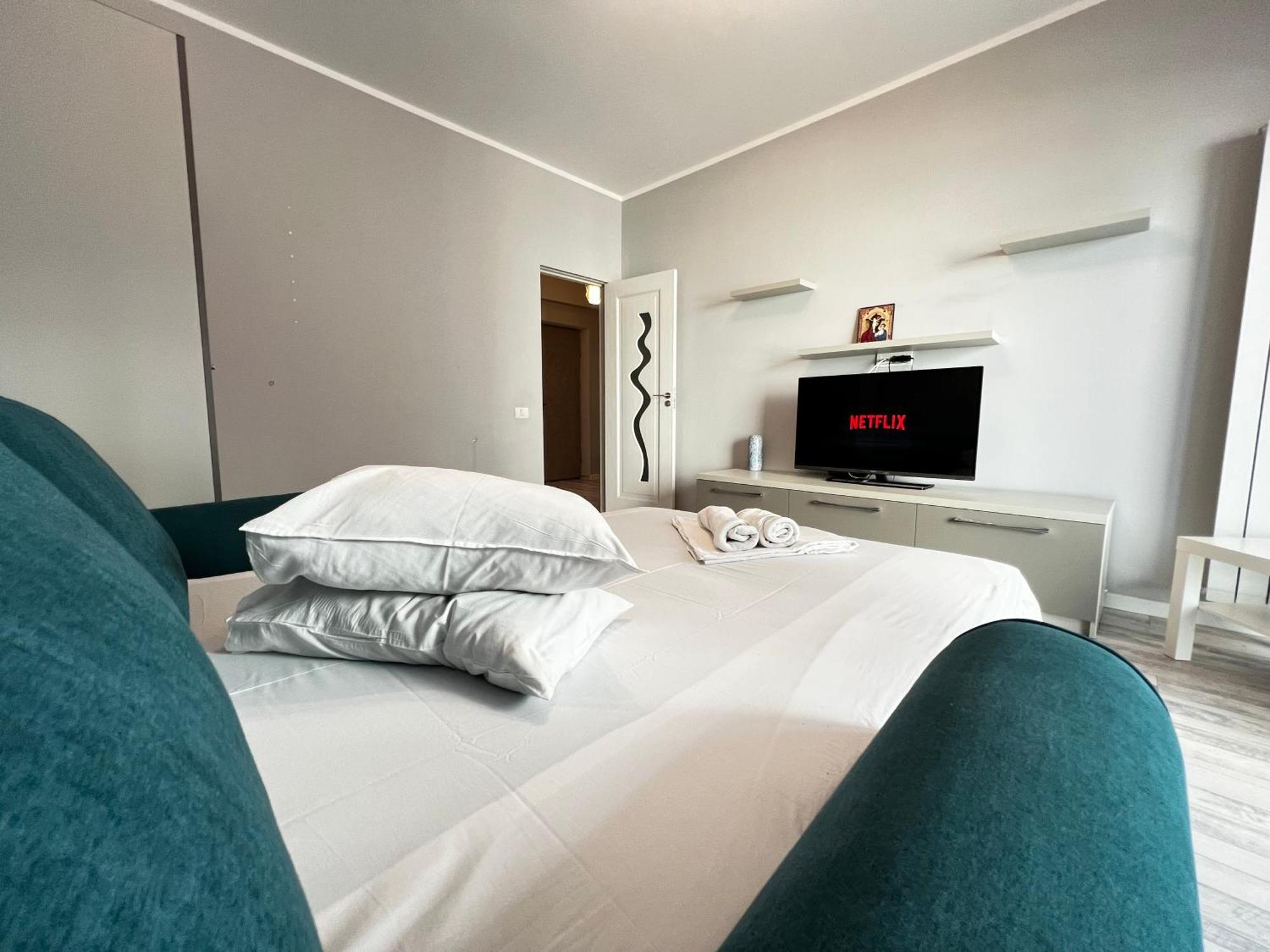 Grand Mamaia Lake Apartments Constanţa Buitenkant foto