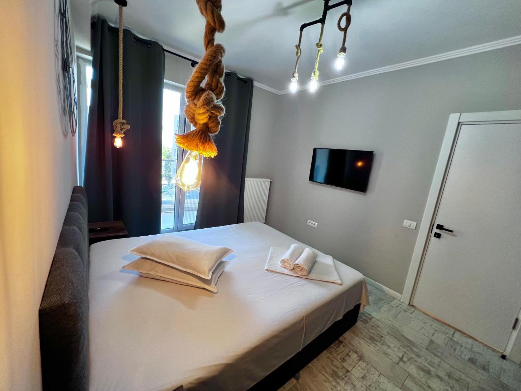 Grand Mamaia Lake Apartments Constanţa Buitenkant foto