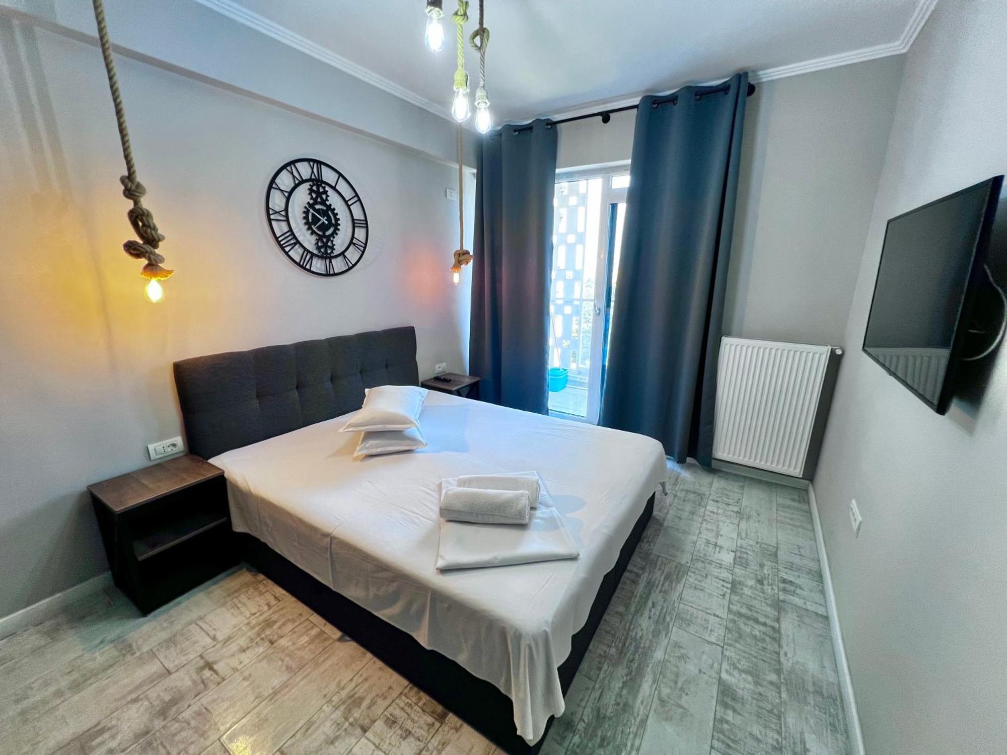 Grand Mamaia Lake Apartments Constanţa Buitenkant foto